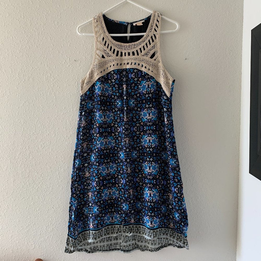 Klozlyne Summer Dress with Lace Detail, M